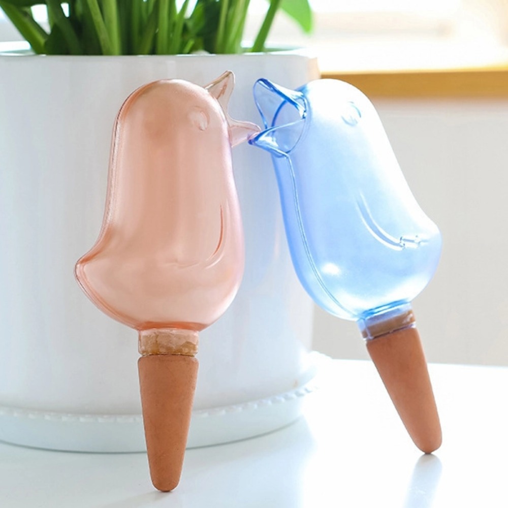 鳥型植物散水器 自動点滴灌漑 テラコッタ製 スローリリース  - Plant Parent のレビューと価格